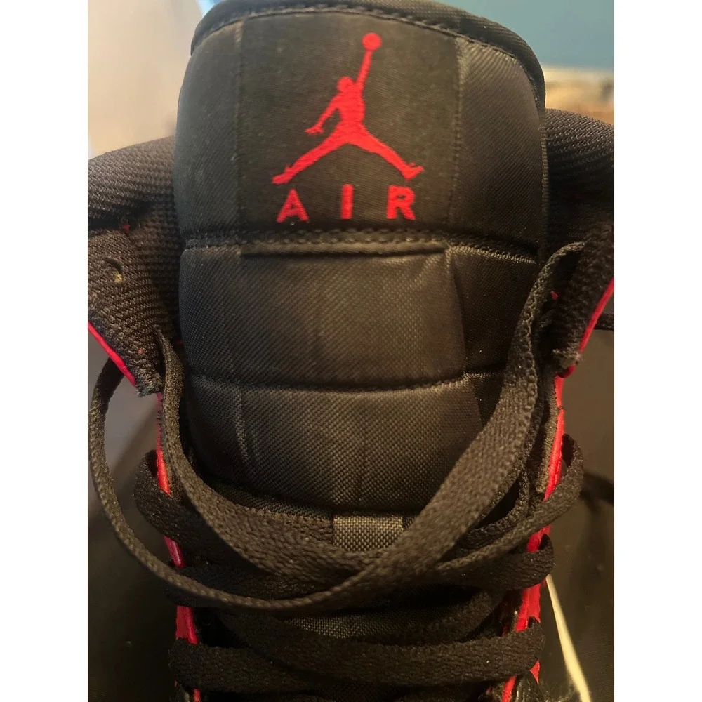 Nike Air Jordan 1 Mid Banned Bred 2020 Black Red 554724-074 Men's Size 14